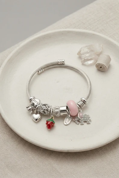 Fil Çilek ve Kalp Pembe Charmlı Bileklik - EBJ260725W44610 ürün görseli 1