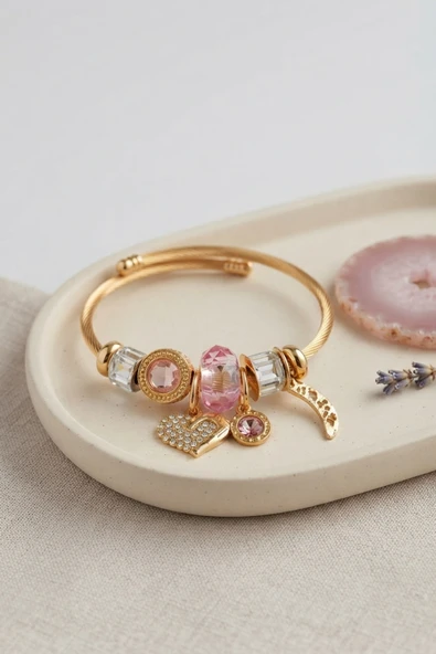 Kalp Model Gold Renk Pembe Charmlı Bileklik - EBJ260725W44457 ürün görseli 1