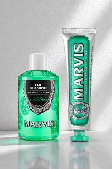 Classıc Strong Diş Macunu 85 ml + Classıc Ağız Bakım Suyu 400 ml ürün görseli 1