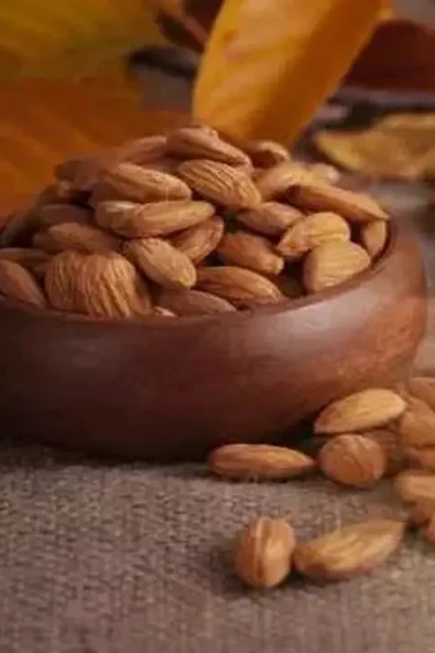 Badem Çiğ 1 Kg ürün görseli 1