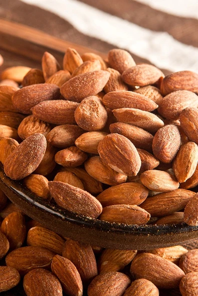 Badem İçi Tuzlu Duble 1 Kg ürün görseli 1