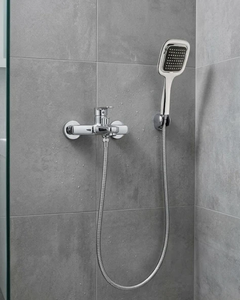 Siyah Duş Seti El Duşu Başlığı Spiral Hortum Dayanıklı Banyo Duş Aksesuarı ürün görseli 1