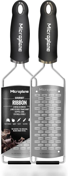 Microplane Gourmet Serisinden Sert Peynir, Elma, Havuç, Kabak Çikolata İçin 2 Yollu Kesme Mutfak Rendesi Paslanmaz Çelik Siyah Sert Peynir, Elma, Havuç, Kabak Çikolata İçin ürün görseli 1