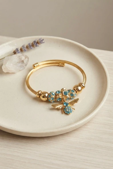 Mavi Arı Model Gold Renk Charm Bileklik ürün görseli 1