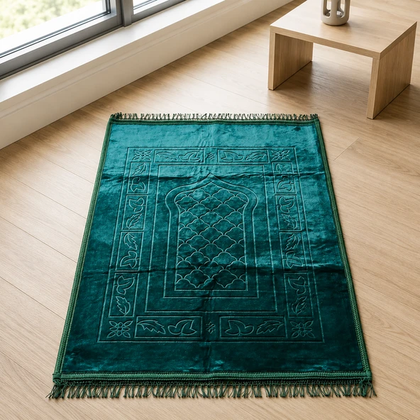 Kalın Kaliteli Peluş Kadife Kaymaz Taban Seccade 80 cm x 120 cm - 100% Polyester ürün görseli 1