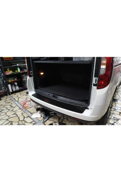 İmaj Fiat Doblo Bagaj Havuzu 2010-2021 Yılları Arası Uyumlu Siyah Renk ürün görseli 1