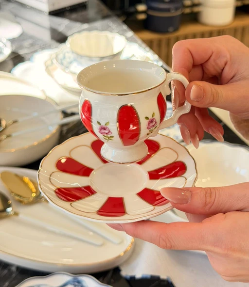 6 Kişilik Porselen Veloura Red Kahve Fincanı ürün görseli 1