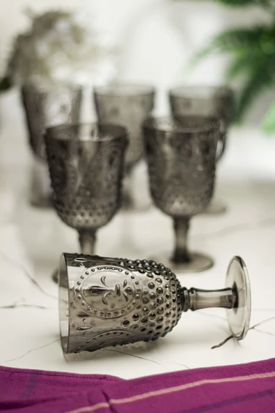 Akrilik Füme 6'Lı Kadeh & Su Meşrubat Kahve Yanı Bardağı 450 Ml ( Cam Değildir )