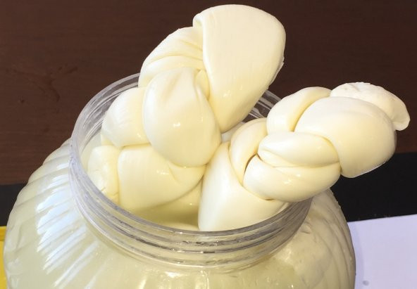 Niyazibey Çiftliği Örgü Peynir 4 KG Yöresel Örgülü Eritme Peynir ürün görseli 1