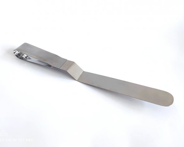 Nar kalıp Eğik Pasta Sıvama Spatula Orta Boy 20cm ürün görseli 1