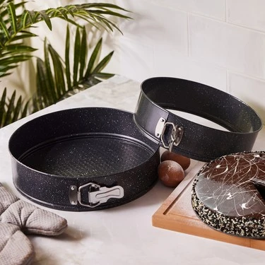 Kelepçeli Kek Kalıbı Seti, 2 Adet 24-28 Cm Boyutları ile