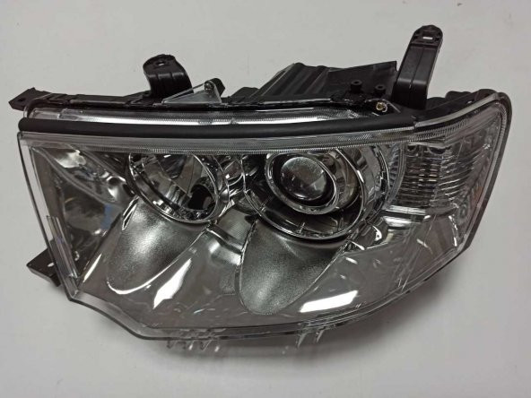 SOL FAR MOTORLU MERCEKLİ MİTSUBİSHİ L200 2010-2015 OEM 8301A877 ürün görseli 1
