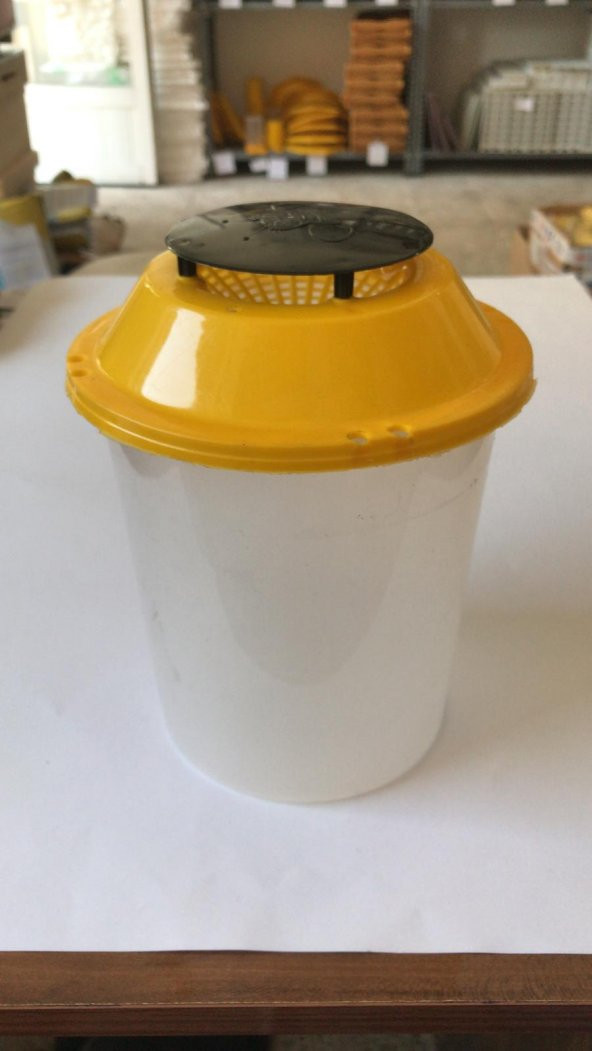 Yabani Eşek Arı Kapanı (Plastik) ürün görseli 1