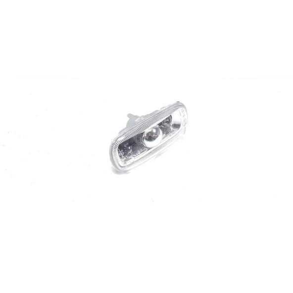 Audi A3 2004-2008 Çamurluk Sinyal Lambası 8E0949127 - Resim 8