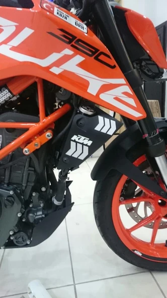 Ok Şeklinde Reflektif Beyaz Sticker Çınar Extreme - Resim 4