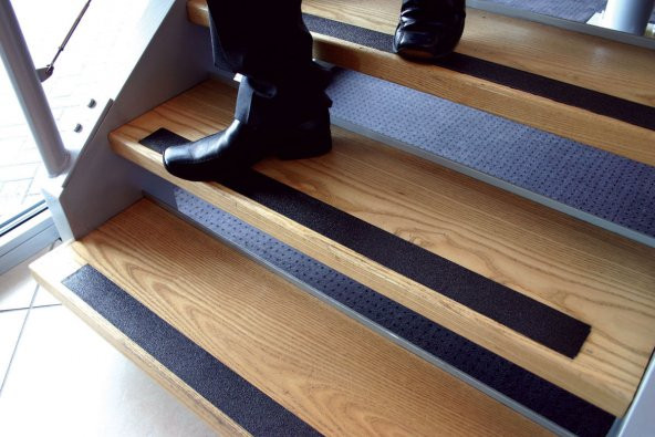 Merdiven Kaydırmaz Bant - 2.5 Cm x 15 Mt. - Resim 2