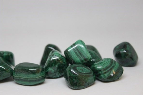Malakit Taşı Tamburlanmış (25-30 gram) ürün görseli 1