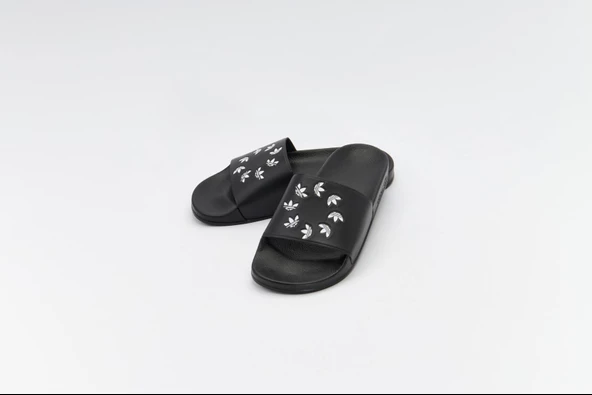 Adidas Adilette Core Siyah Footwear  Terlik H02888 DAR KALIPTIR ürün görseli 1