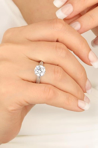 Büyük Swarovski Taşlı Gümüş Yüzük ürün görseli 1