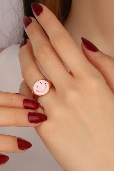 Pembe Mineli Gülen Emojili Gümüş Yüzük ürün görseli 1