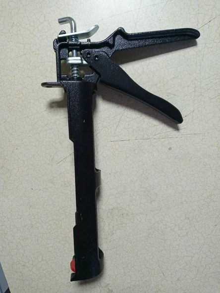 PROFESYONEL METAL SİLİKON TABANCASI ürün görseli 1