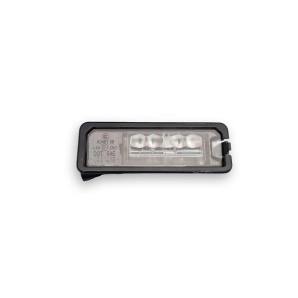 VW Amarok 2013-2022 Arka Plaka Aydınlatma Lambası LED 1K8943021D ürün görseli 1