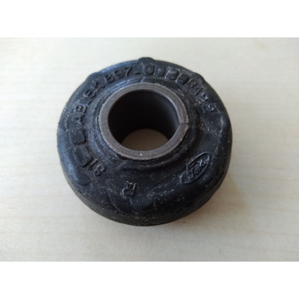 FORD 81-90 ESCORT ROTİLLİ KOL BURCU (FOMOCO) BARE KOL BURCU LASTİĞİ, ALT TABLA TAKOZU ürün görseli 1