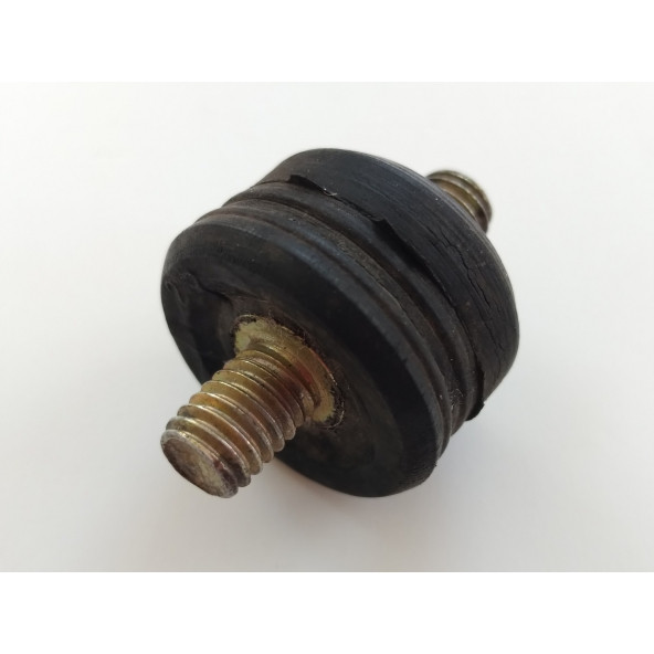 TEMPRA TİPO CAM MOTOR TESPİT TAKOZU (2.EL TEMİZ) TEMPRA TİPO CAM KRİKO TAKOZU VİDALI ürün görseli 1