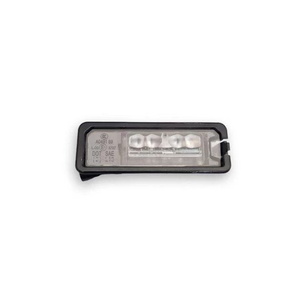 VW Golf 7.5 2017-2020 Arka Plaka Aydınlatma Lambası LED 1K8943021D ürün görseli 1