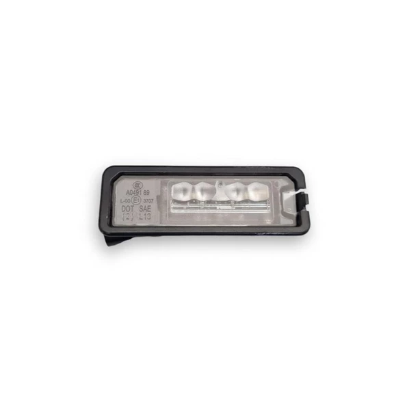Seat Leon MK3 2013-2020 Arka Plaka Aydınlatma Lambası LED 1K8943021C ürün görseli 1