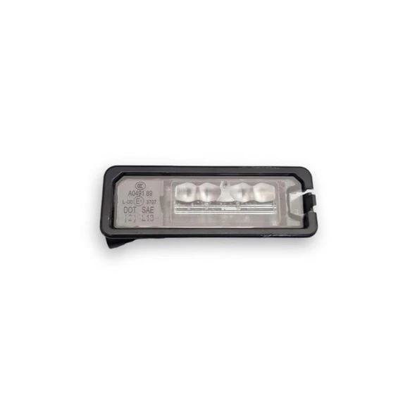 Audi Q8 2019-2023 Arka Plaka Aydınlatma Lambası LED 1K8943021D ürün görseli 1