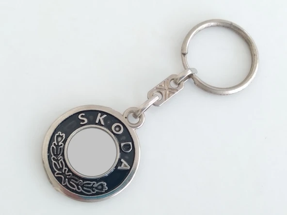 SKODA ANAHTARLIK YUVARLAK METAL 1.KALİTE - SKODA Maskot, SKODA Asma Süs, Oto Anahtarlığı ürün görseli 1