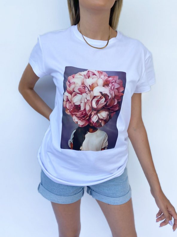 Kadın Pembe Çiçek Baskılı Basic Beyaz Tshirt - Resim 3