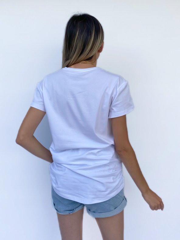 Kadın Pembe Çiçek Baskılı Basic Beyaz Tshirt - Resim 2