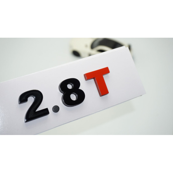 DK Tuning 2.8T Bagaj Siyah Kırmızı Yazı Logo Volkswagen İle Uyumlu ürün görseli 1