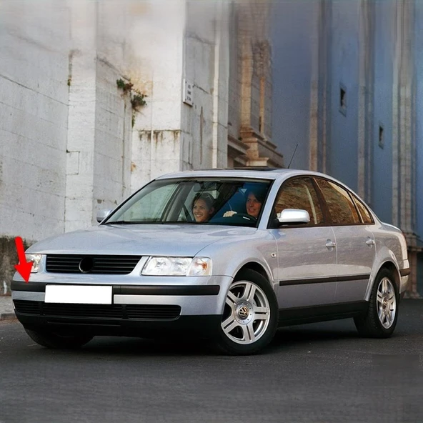 VW Passat B5 1997-2000 Ön Tampon Sağ Köşe Bandı Çıtası 3B0807718 ürün görseli 1