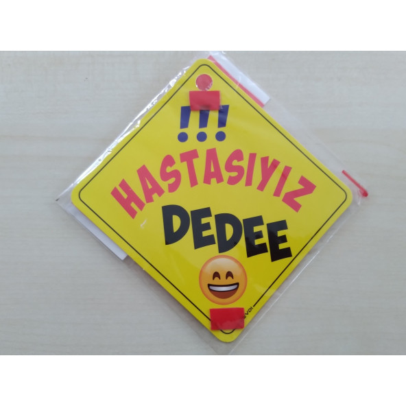 CAM İÇİ SARI DEKOR PLAKA KARE HASTASIYIZ DEDEE (11x11cm) YAPIŞTIRMALI (Dekor Levha) SARI PLAKA ürün görseli 1