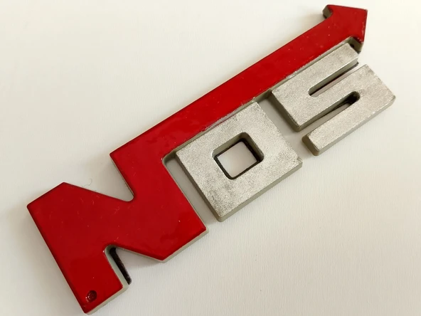 NOS ARMASI 10x3cm KABARTMA SPORT ARMA KIRMIZI-GRİ (NOS LOGOSU) NOS YAZISI - NOS LOGO ürün görseli 1