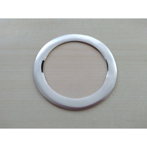 YUVARLAK NİKELAJ ÇERÇEVE 10x7cm ÜNİVERSAL (YAPIŞTIRMALI) ÇOK AMAÇLI SİS LAMBA ÇERÇEVESİ ürün görseli 1