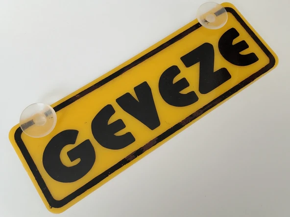 Geveze Yazılı Sarı Dekor Plaka 22x7,5cm Vantuzlu Pleksi Dekor Levha Sarı Plaka ürün görseli 1