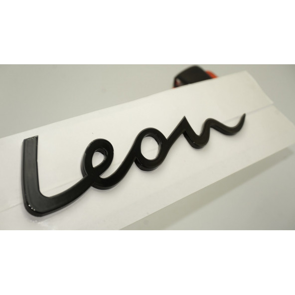 Seat Leon Yeni Nesil Siyah ABS 3M 3D Bagaj Yazı Logo Orjinal Ürün ürün görseli 1