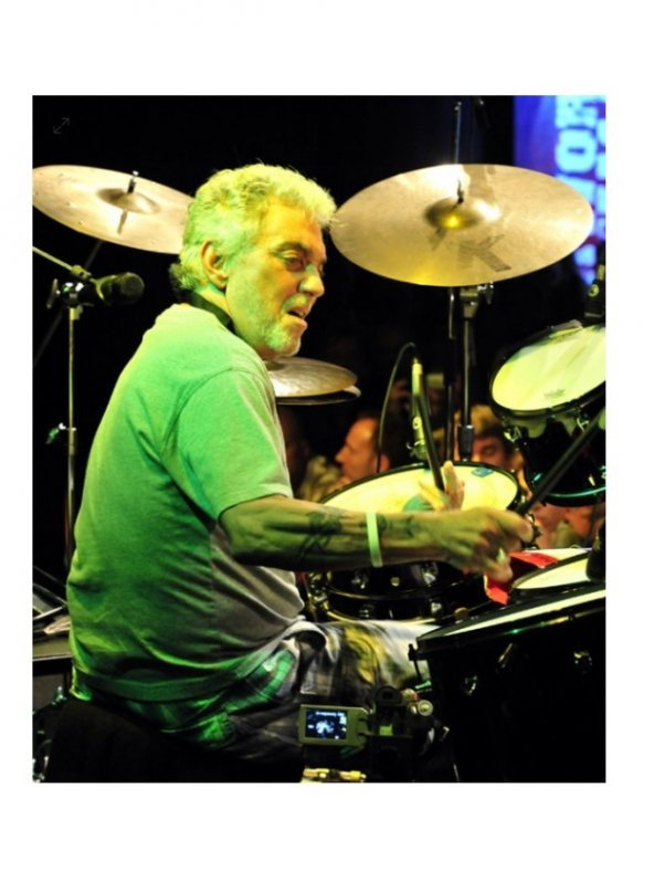 Vic Firth SSGN Steve Gadd İmzalı Baget - Black Nylon Signature ürün görseli 1