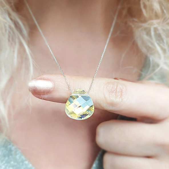 925 Ayar Gümüş Damla Swarovski Taşlı Kolye ürün görseli 1