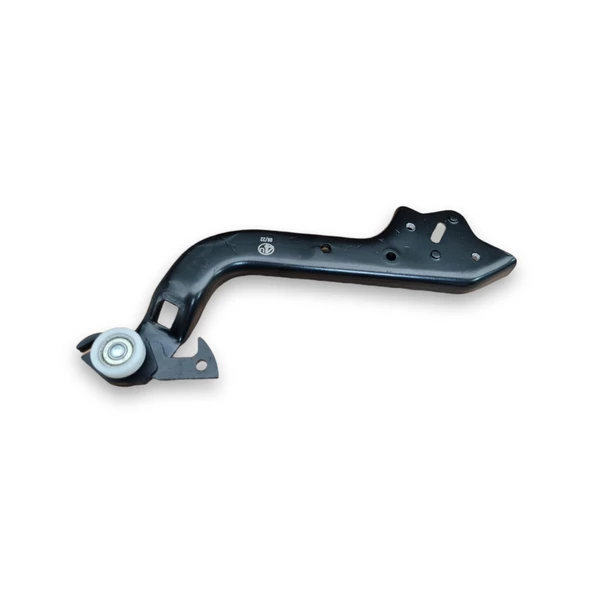 Mercedes Sprinter 2007-2016 Sağ Orta Sürgülü Kapı Alt Kolu A9067600547 ürün görseli 1