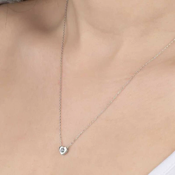 Swarovski Taşlı Gümüş Kalp Bayan Kolye ürün görseli 1