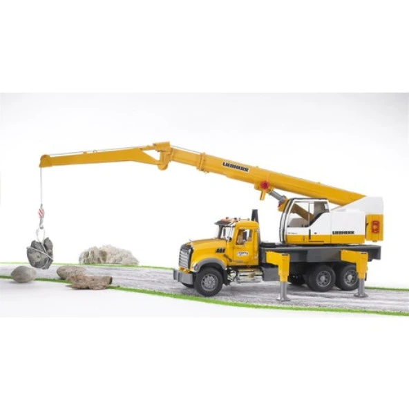 Bruder Mack Granite Vinçli Kamyon Br02818 ürün görseli 1