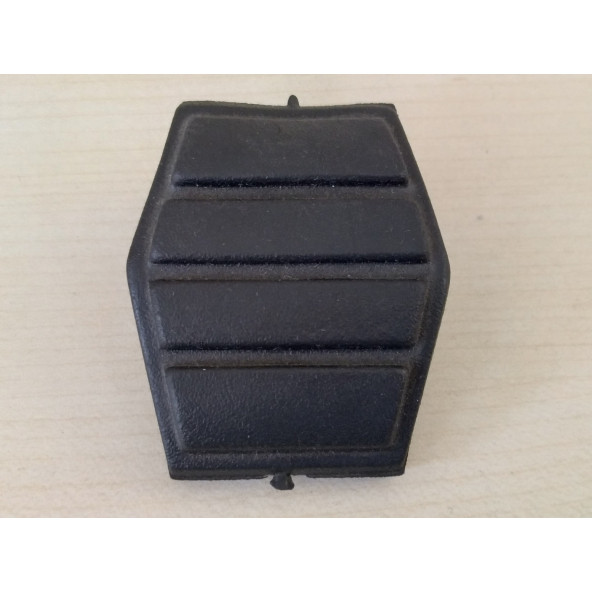 RENAULT 9 11 19 FREN DEBRİYAJ PEDAL LASTİĞİ - R9 R11 R19 PEDAL LASTİĞİ ürün görseli 1