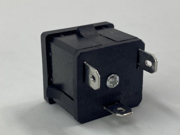 28x26 mm Türk & Amerika Dişi Elektrik Prizi ürün görseli 1