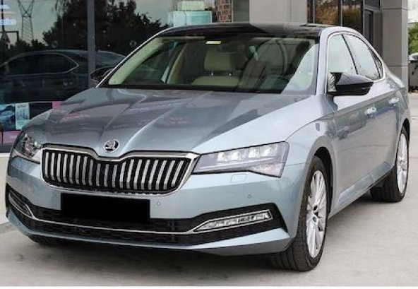 Skoda SuperB Mk3 2015-2021 Batman Yarasa Ayna Kapağı Piano Black ABS Plastik ürün görseli 1