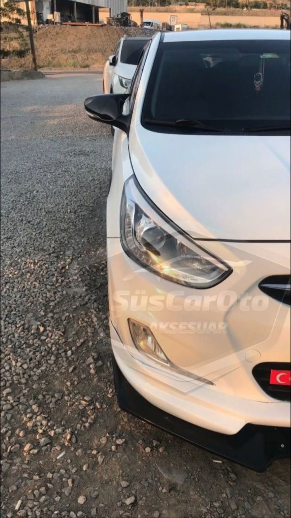 Hyundai Accent Blue Sinyalli Batman Yarasa Ayna Kapağı Piano Black ABS Plastik ürün görseli 1